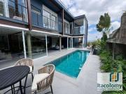 Casa / Sobrado em Condomínio para Venda em Santana de...