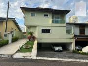 Casa / Sobrado em Condomínio para Venda em Santana de...