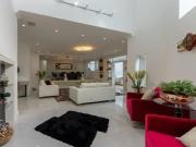 Casa / Sobrado em Condomínio para Venda em Santana de...