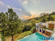 Casa / Sobrado em Condomínio para Venda em Santana de...