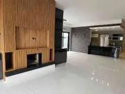 Casa / Sobrado em Condomínio para Venda em Santana de...