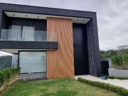 Casa / Sobrado em Condomínio para Venda em Santana de...