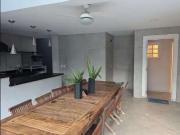 Casa / Sobrado em Condomínio para Venda em Santana de...
