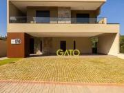 Casa / Sobrado em Condomínio para Venda em Santana de...