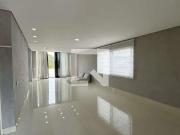 Casa / Sobrado em Condomínio para Venda em Santana de...