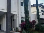 Casa / Sobrado em Condomínio para Venda em Santana de...