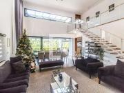 Casa / Sobrado em Condomínio para Venda em Santana de...