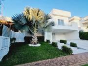 Casa / Sobrado em Condomínio para Venda em Santana de...