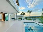 Casa / Sobrado em Condomínio para Venda em Santana de...