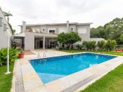 Casa / Sobrado em Condomínio para Venda em Santana de...