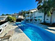 Casa / Sobrado em Condomínio para Venda em Santana de...