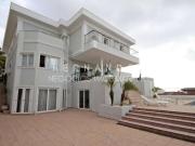 Casa / Sobrado em Condomínio para Venda em Santana de...