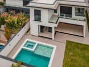 Casa / Sobrado em Condomínio para Venda em Santana de...
