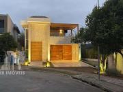 Casa / Sobrado em Condomínio para Venda em Santana de...