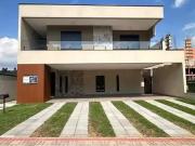 Casa / Sobrado em Condomínio para Venda em Santana de...