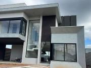 Casa / Sobrado em Condomínio para Venda em Santana de...