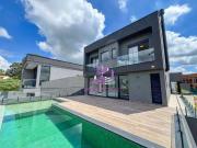 Casa / Sobrado em Condomínio para Venda em Santana de...