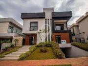 Casa / Sobrado em Condomínio para Venda em Santana de...