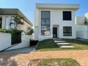 Casa / Sobrado em Condomínio para Venda em Santana de...