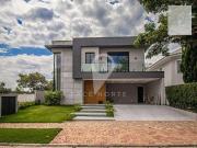 Casa / Sobrado em Condomínio para Venda em Santana de...