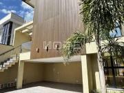 Casa / Sobrado em Condomínio para Venda em Santana de...