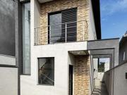 Casa / Sobrado em Condomínio para Venda em Santana de...