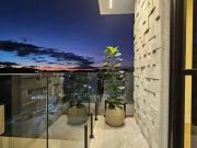 Casa / Sobrado em Condomínio para Venda em Santana de...