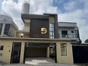 Casa / Sobrado em Condomínio para Venda em Santana de...