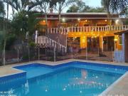 Casa / Sobrado em Condomínio para Venda em Santana de...