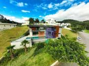 Casa / Sobrado em Condomínio para Venda em Santana de...