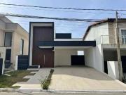 Casa / Sobrado em Condomínio para Venda em Santana de...