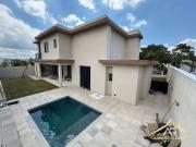 Casa / Sobrado em Condomínio para Venda em Santana de...