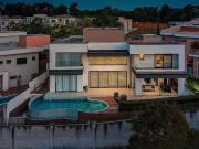 Casa / Sobrado em Condomínio para Venda em Santana de...