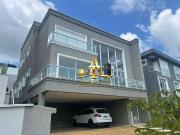 Casa / Sobrado em Condomínio para Venda em Santana de...