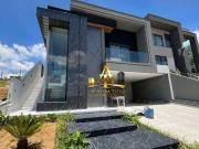 Casa / Sobrado em Condomínio para Venda em Santana de...