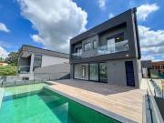 Casa / Sobrado em Condomínio para Venda em Santana de...