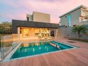 Casa / Sobrado em Condomínio para Venda em Santana de...