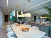 Casa / Sobrado em Condomínio para Venda em Santana de...