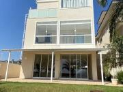 Casa / Sobrado em Condomínio para Venda em Santana de...