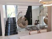 Casa / Sobrado em Condomínio para Venda em Santana de...