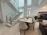 Casa / Sobrado em Condomínio para Venda em Santana de...