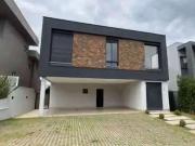 Casa / Sobrado em Condomínio para Venda em Santana de...