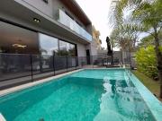 Casa / Sobrado em Condomínio para Venda em Santana de...