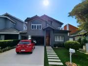 Casa / Sobrado em Condomínio para Venda em Santana de...