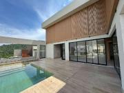 Casa / Sobrado em Condomínio para Venda em Santana de...