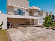 Casa / Sobrado em Condomínio para Venda em Santana de...