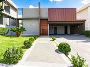 Casa / Sobrado em Condomínio para Venda em Santana de...