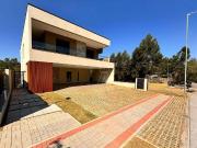 Casa / Sobrado em Condomínio para Venda em Santana de...