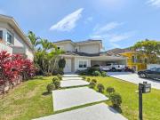 Casa / Sobrado em Condomínio para Venda em Santana de...