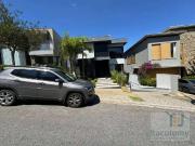 Casa / Sobrado em Condomínio para Venda em Santana de...